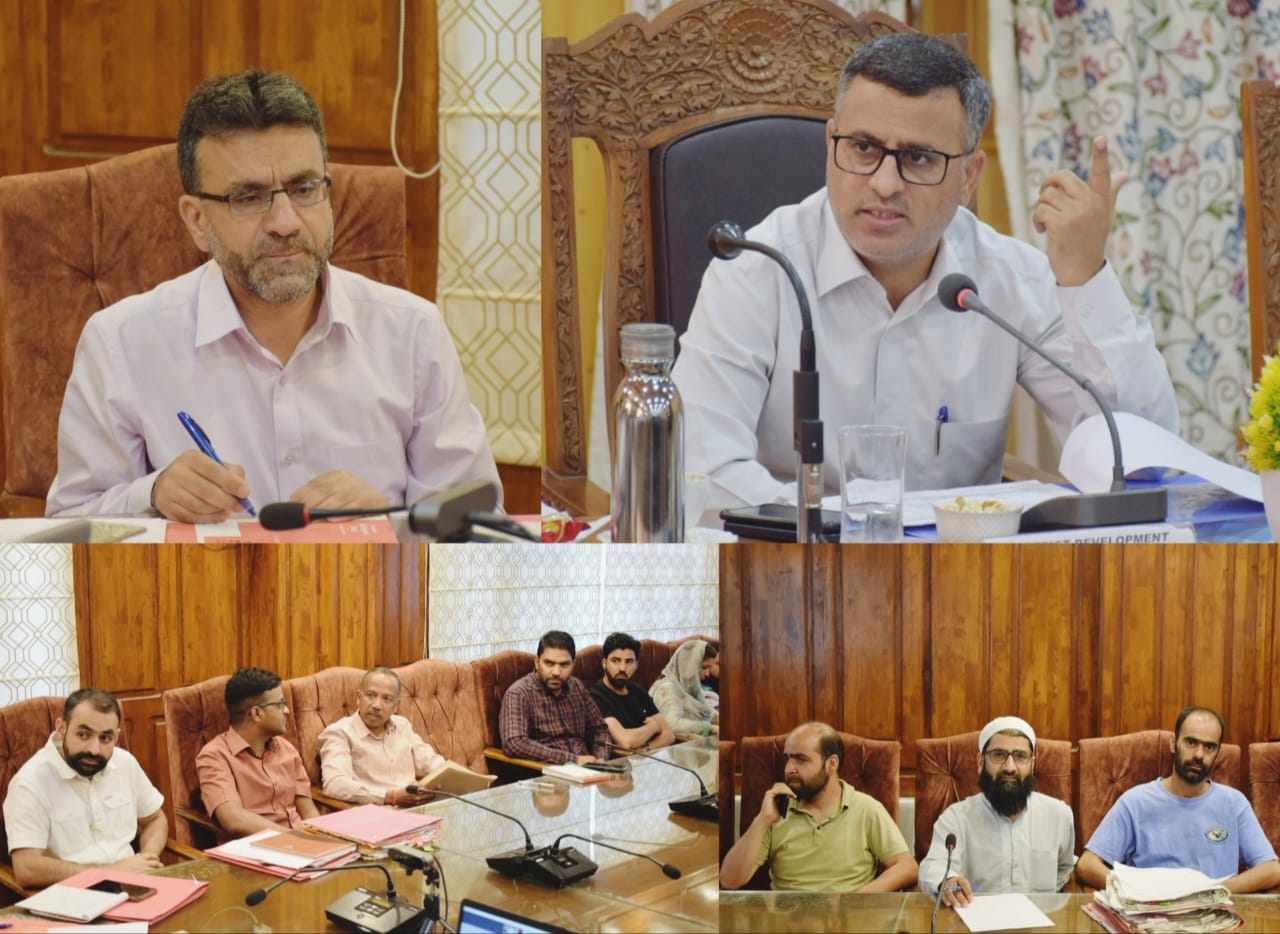 Deputy Commissioner Bandipora chairs Meeting on development of Bandipora Gurez Tulail Road allied issues