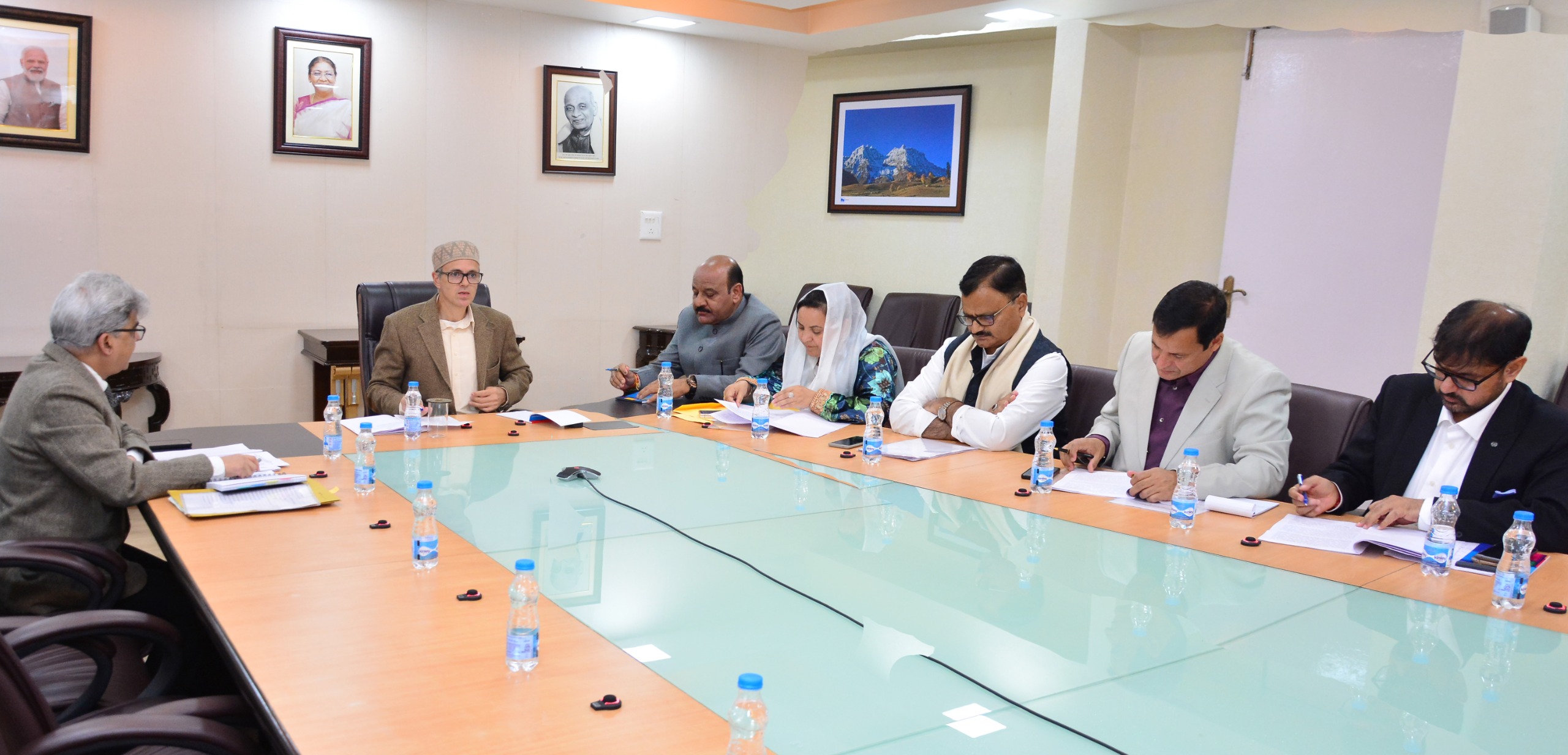 Chief Minister Omar Abdullah chairs Cabinet meeting at Srinagar 19 1