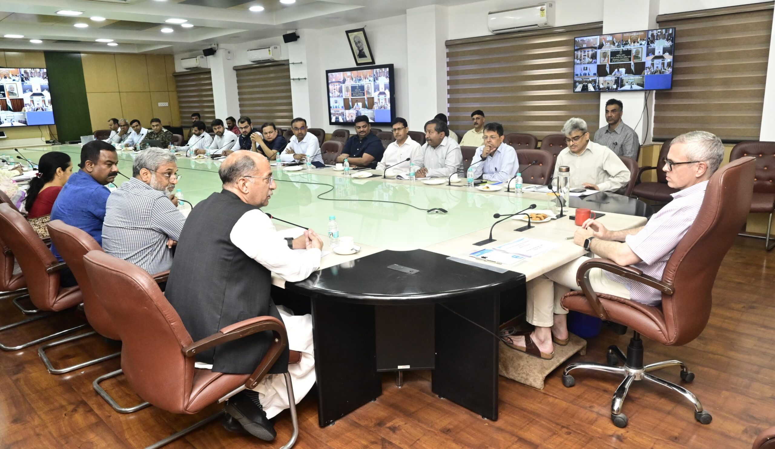 Chief Minister Omar Abdullah reviews summer preparedness for Jammu division 29 1 scaled