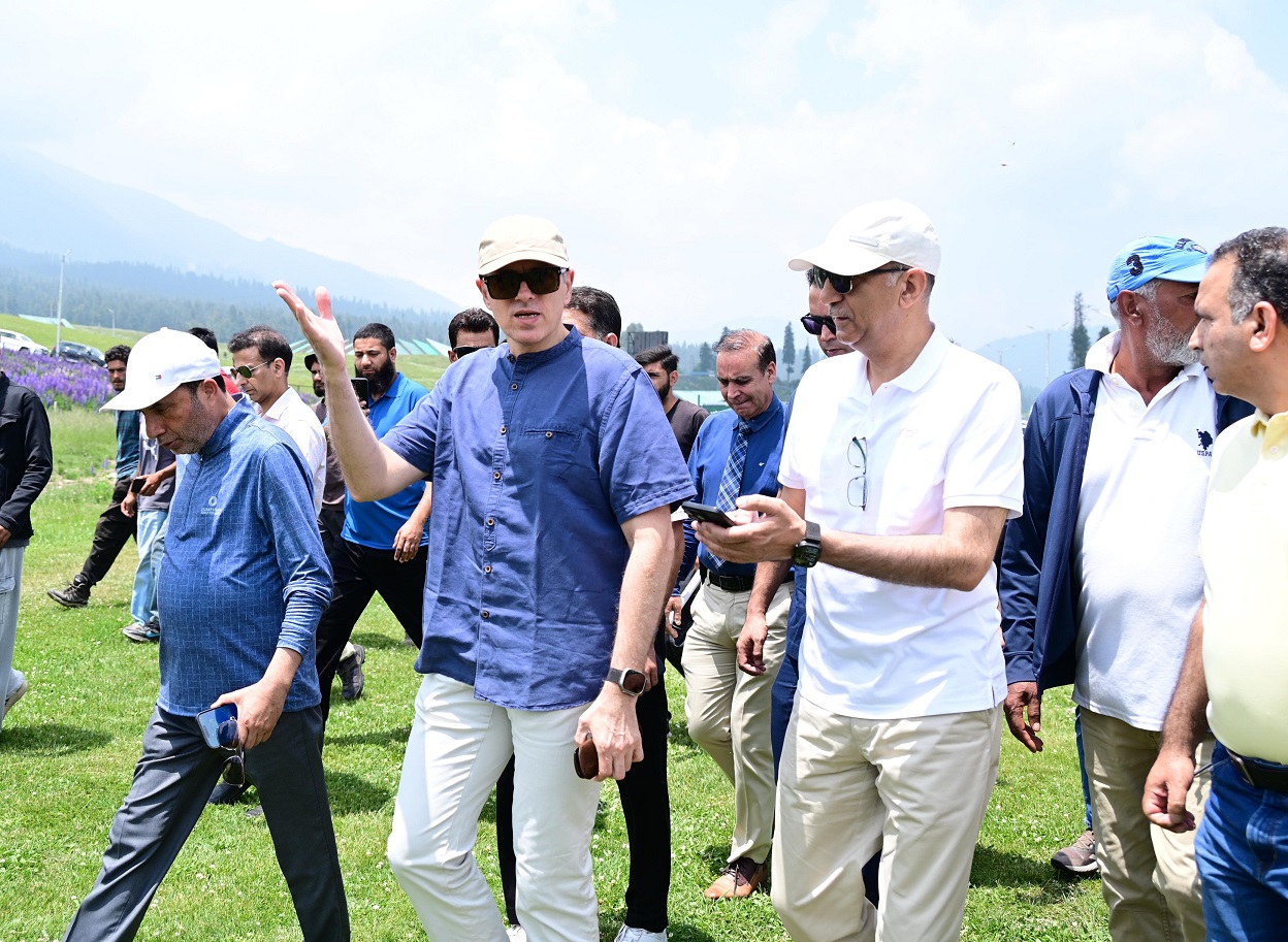 CM Omar Abdullah vows to develop Gulmarg as world class golf destination 4