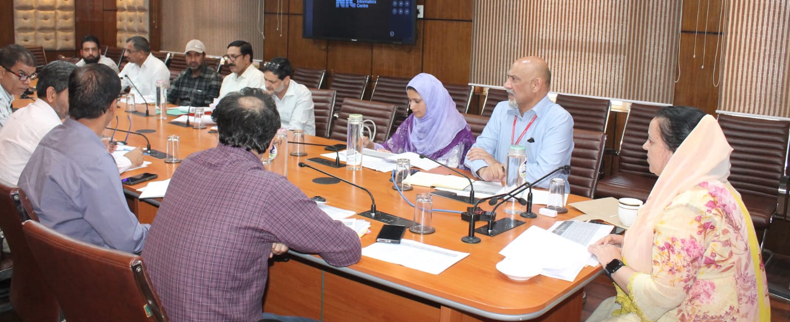 Minister reviews progress on health projects, visits SKIMS 1 Sakeena Itoo reviews progress of ongoing works on health projects across Kashmir division 30