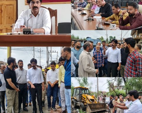 Latest 6 DC reviews drainage system in Anantnag town conducts field visit