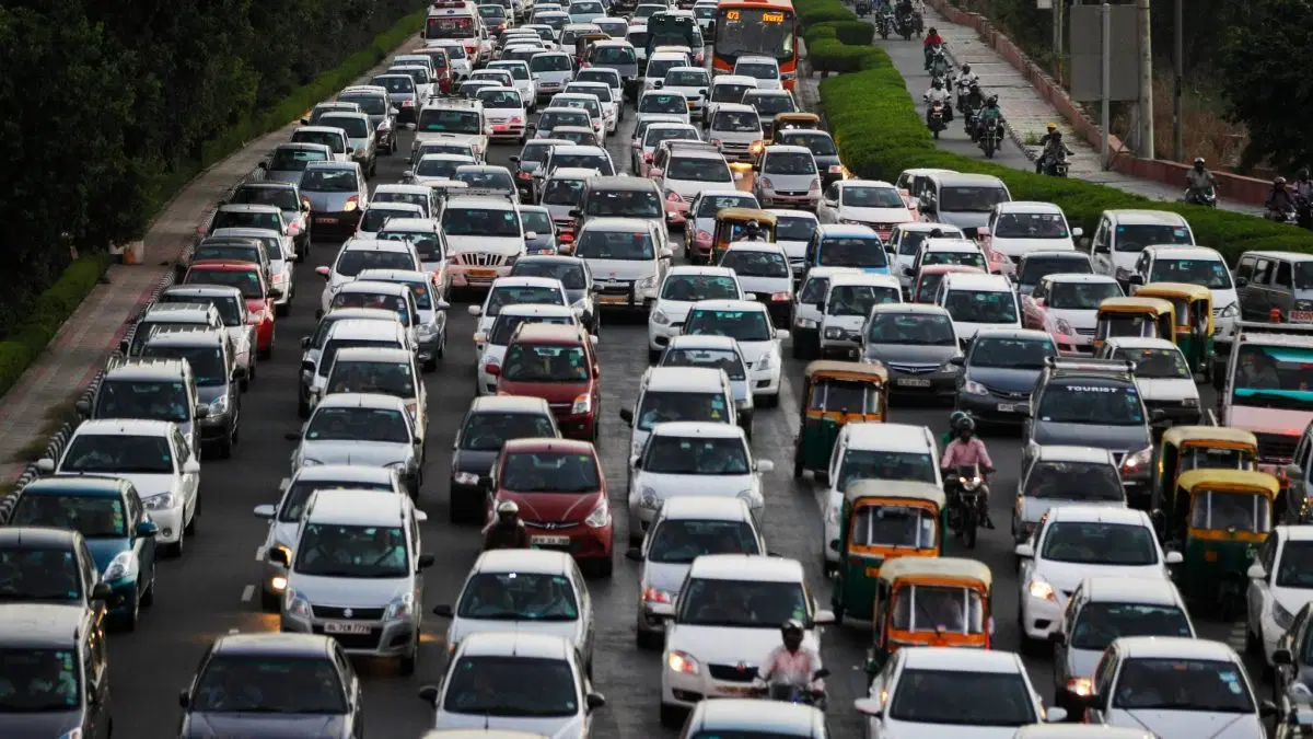 Traffic Delhi min